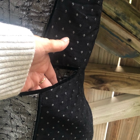 Coldwater Creek Two Tone Tailored Silver & Black Button Up Vest Size M - Picture 3 of 4